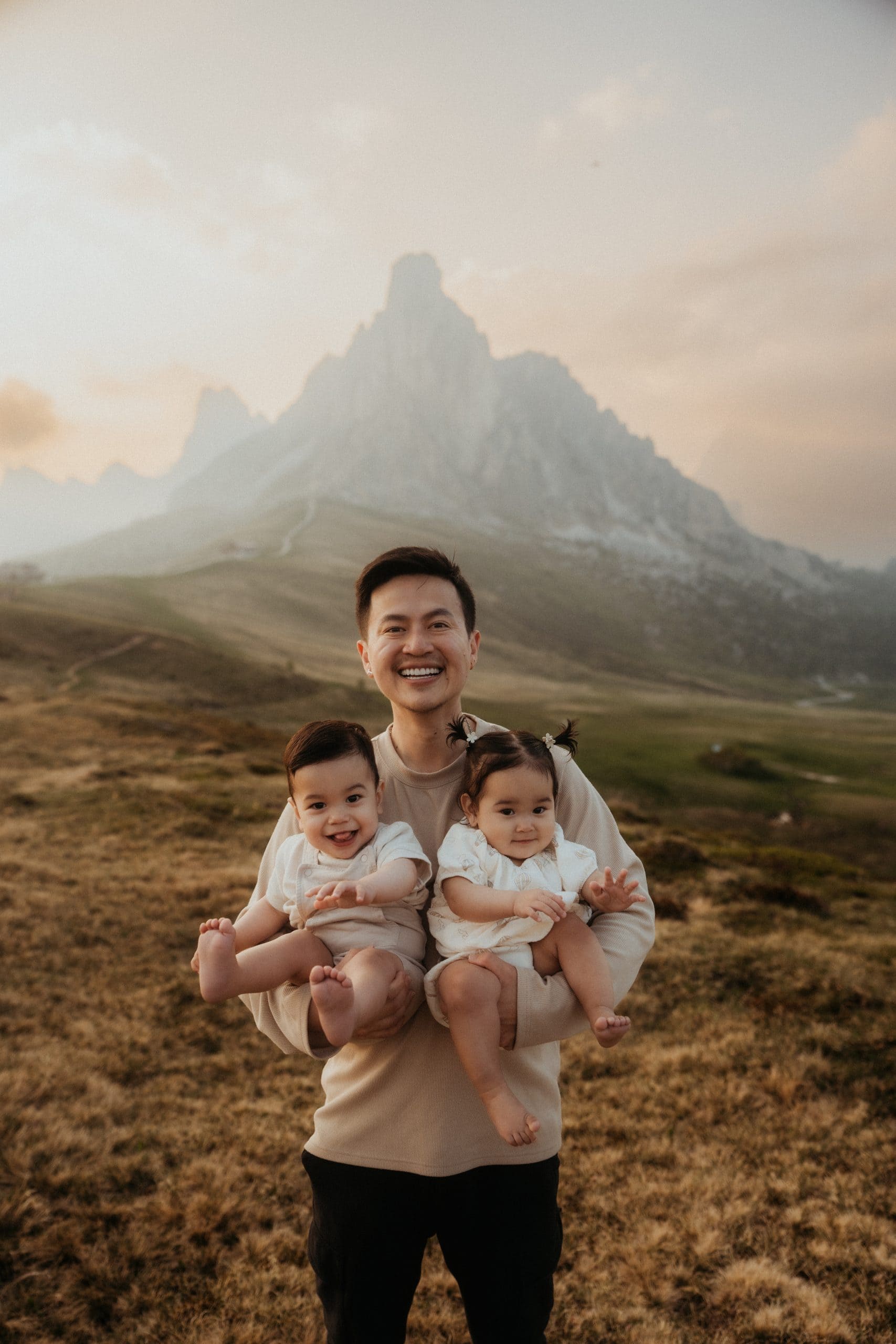 Henry tieu, wedding and elopement photographer in the dolomites, italy