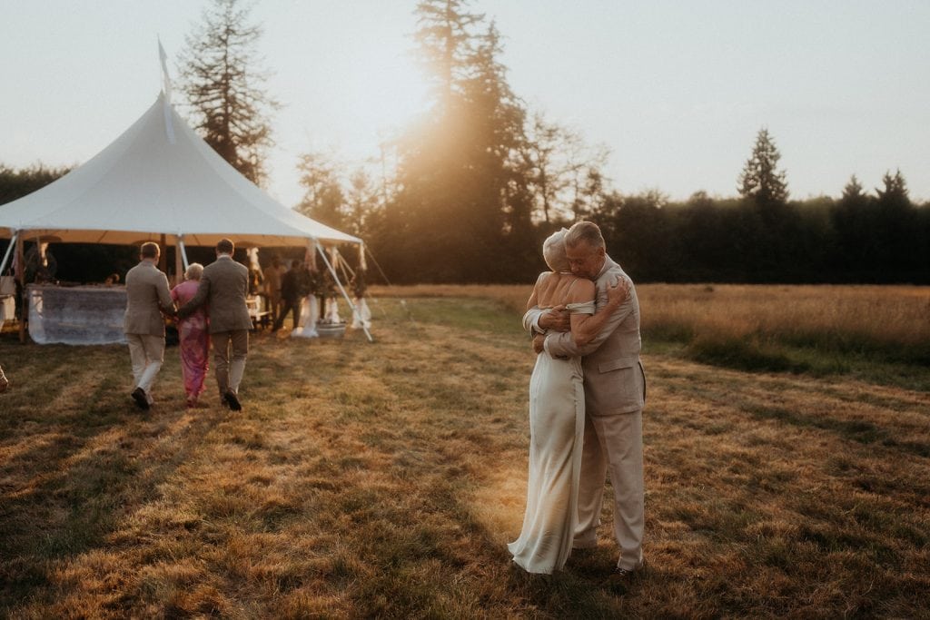 wedding tip for an intentional experience: leave time for family to feel with you