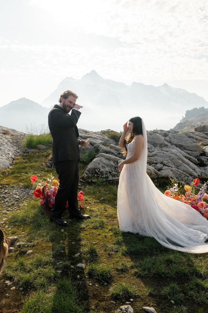 Washington State micro wedding venue in the mountains 9