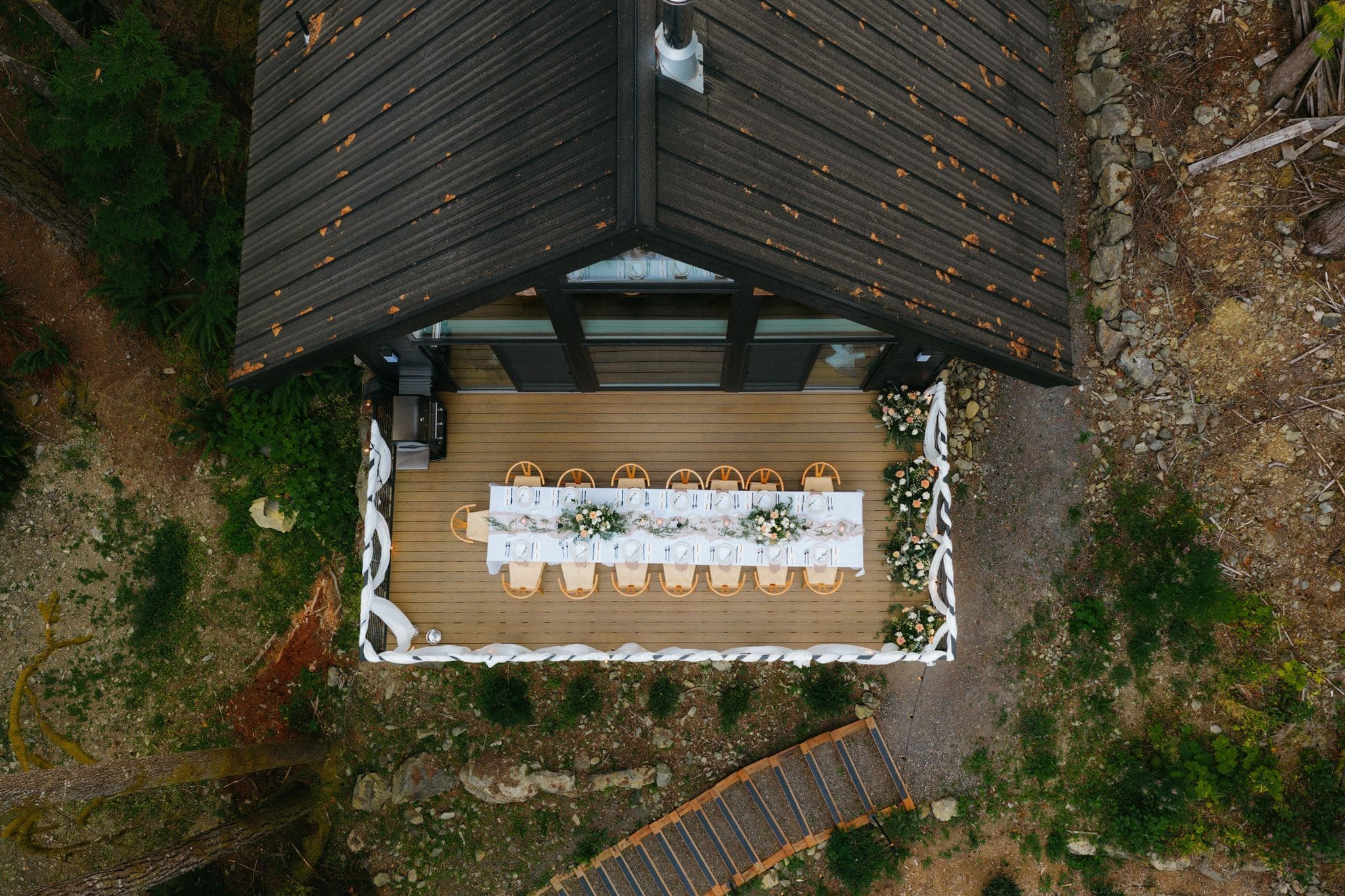 Micro wedding reception table on a cabin patio in Washington.
